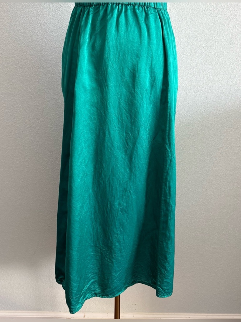 Brazeau Tricot Green Satin Midi Dress Open Back Strappy Silk Slip Style - Picture 6 of 7